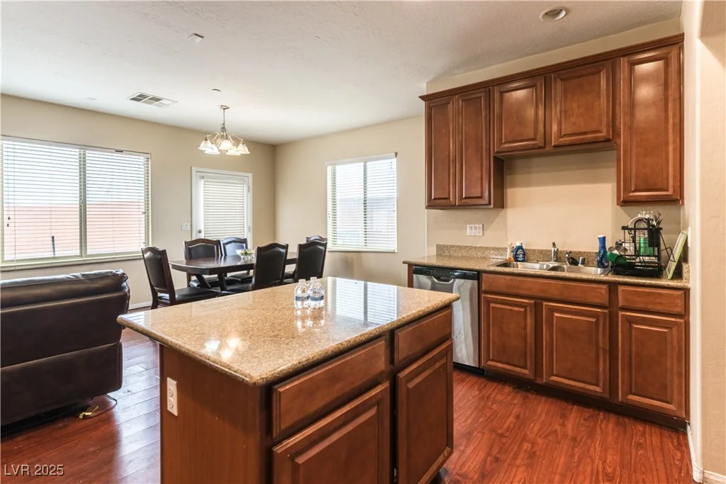 658 Forest Peak, Henderson, NV 89011