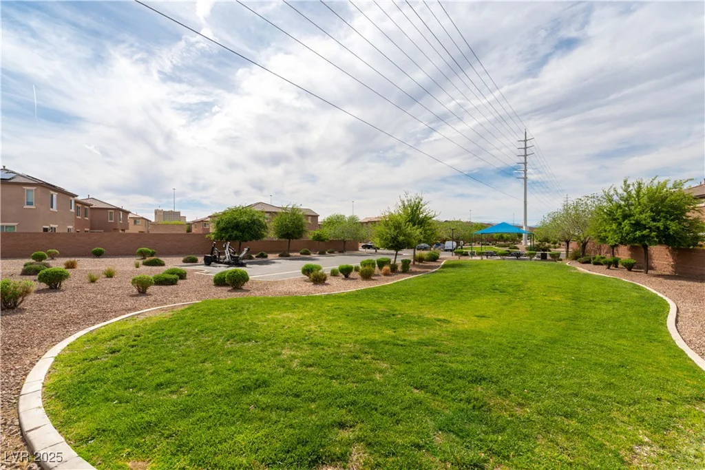 658 Forest Peak, Henderson, NV 89011