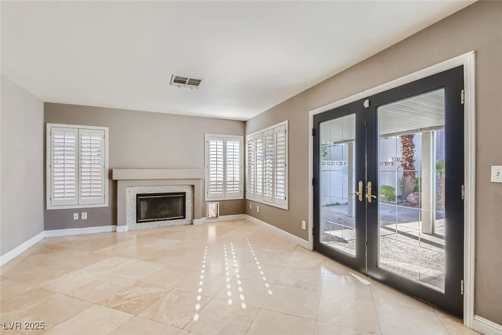 1901 Summit Pointe, Las Vegas, NV 89117