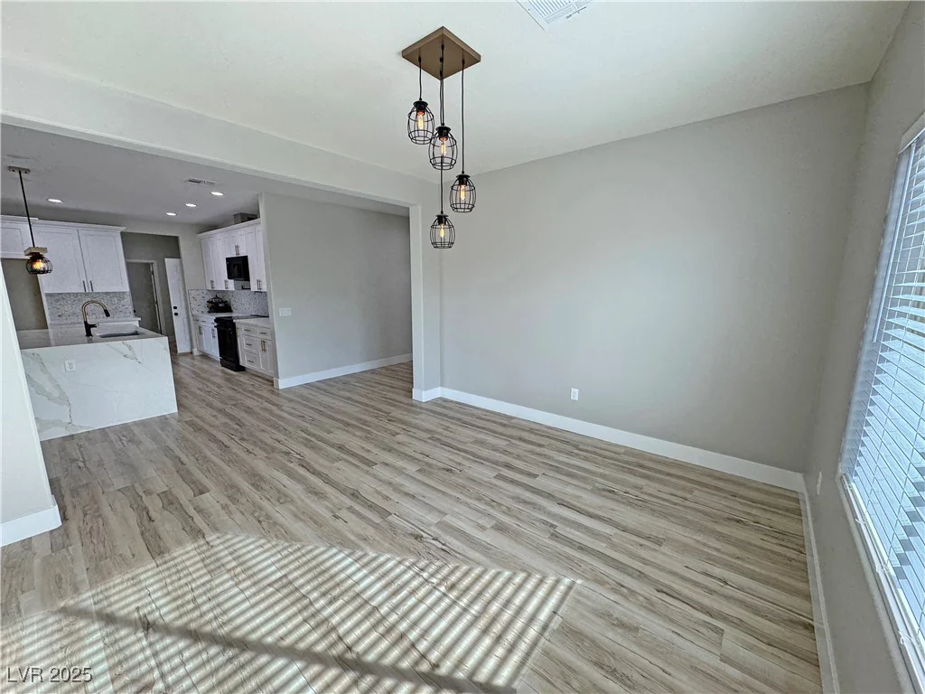 2560 Tahachapi, Pahrump, NV 89048