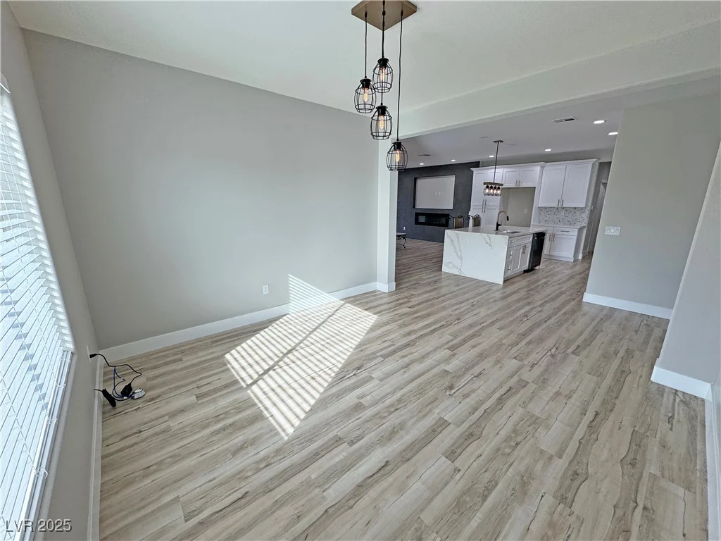 2560 Tahachapi, Pahrump, NV 89048