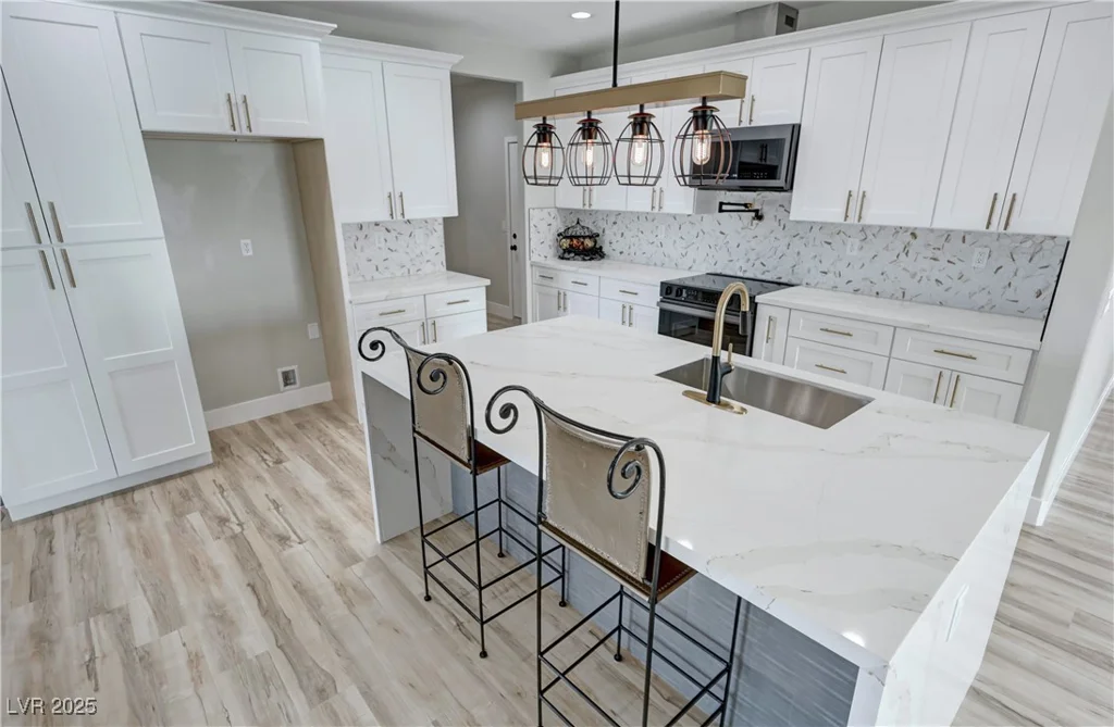 2560 Tahachapi, Pahrump, NV 89048