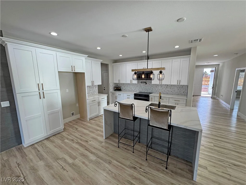 2560 Tahachapi, Pahrump, NV 89048