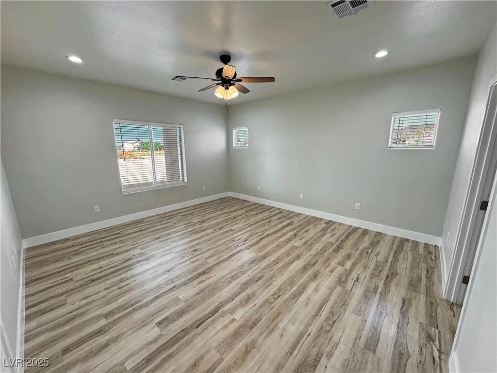 2560 Tahachapi, Pahrump, NV 89048