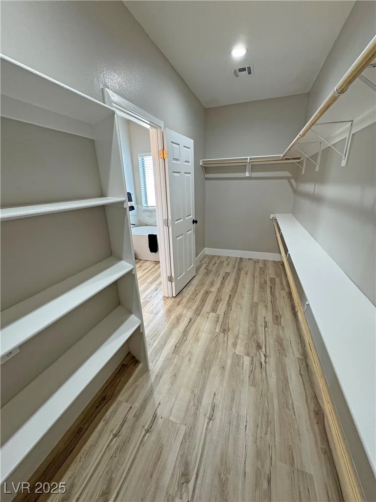 2560 Tahachapi, Pahrump, NV 89048