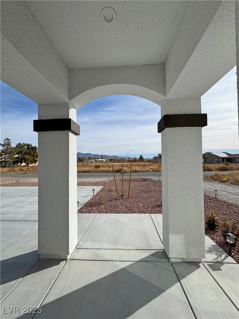 2560 Tahachapi, Pahrump, NV 89048