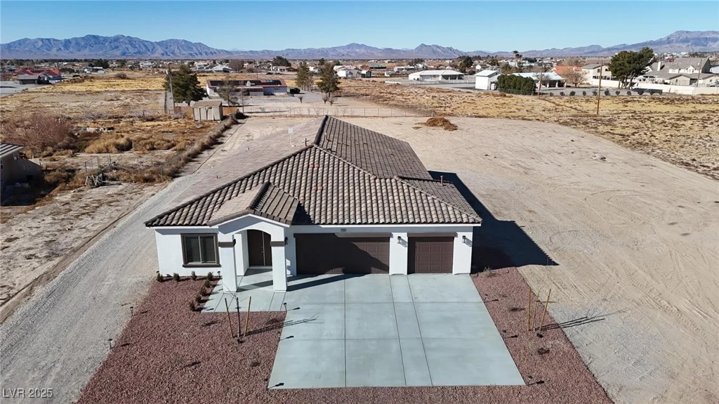 2560 Tahachapi, Pahrump, NV 89048