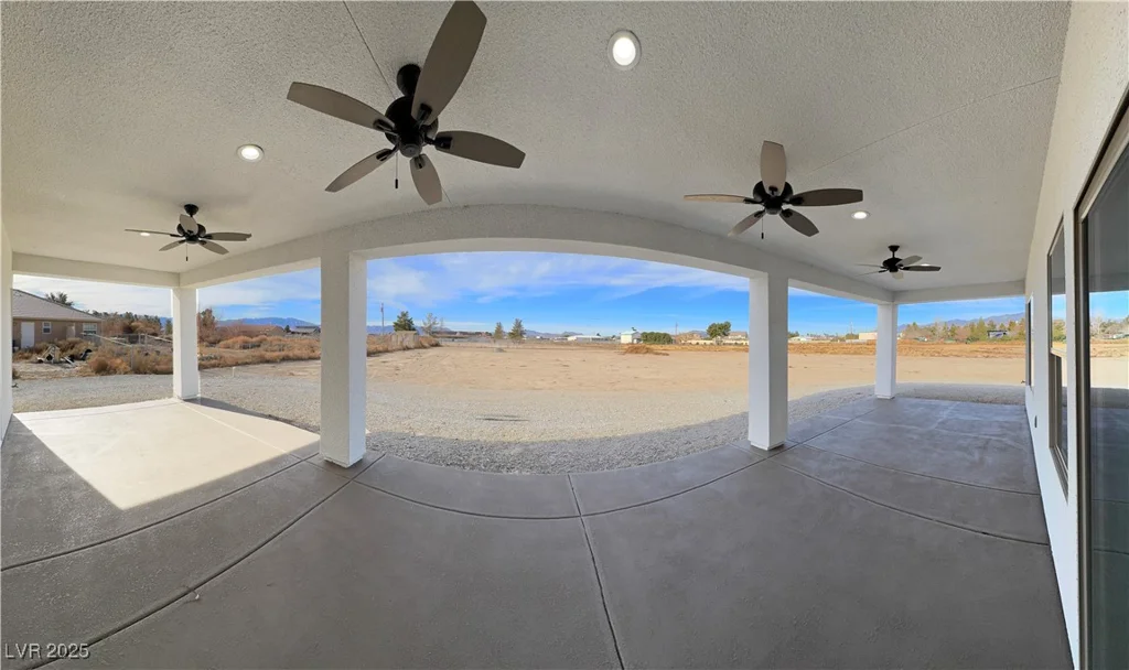 2560 Tahachapi, Pahrump, NV 89048
