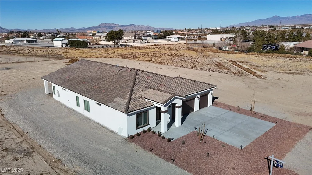 2560 Tahachapi, Pahrump, NV 89048