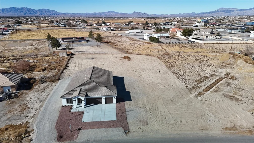 2560 Tahachapi, Pahrump, NV 89048