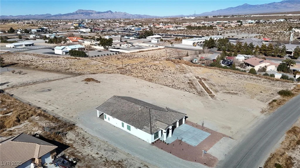 2560 Tahachapi, Pahrump, NV 89048