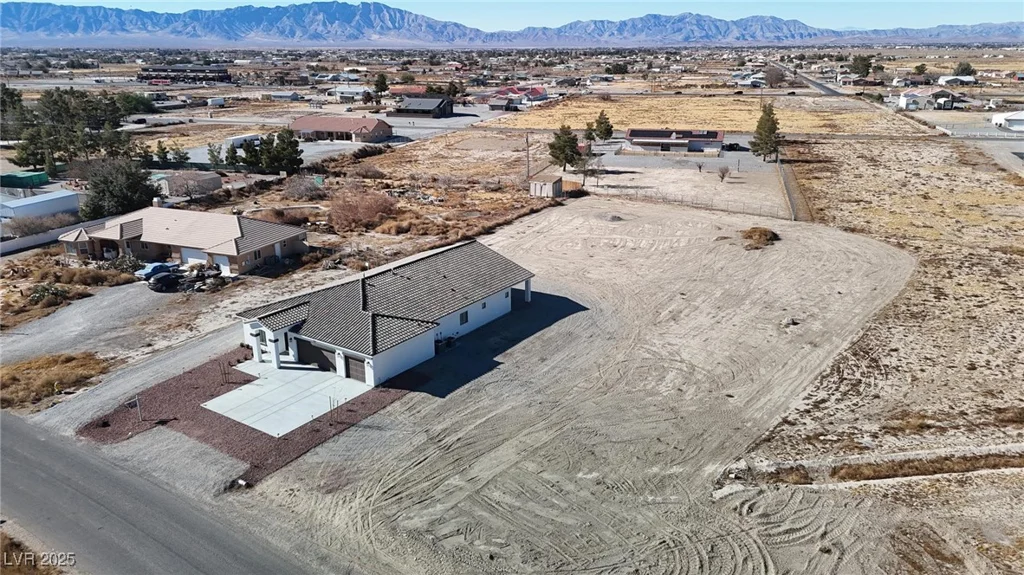 2560 Tahachapi, Pahrump, NV 89048