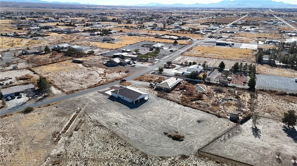 2560 Tahachapi, Pahrump, NV 89048
