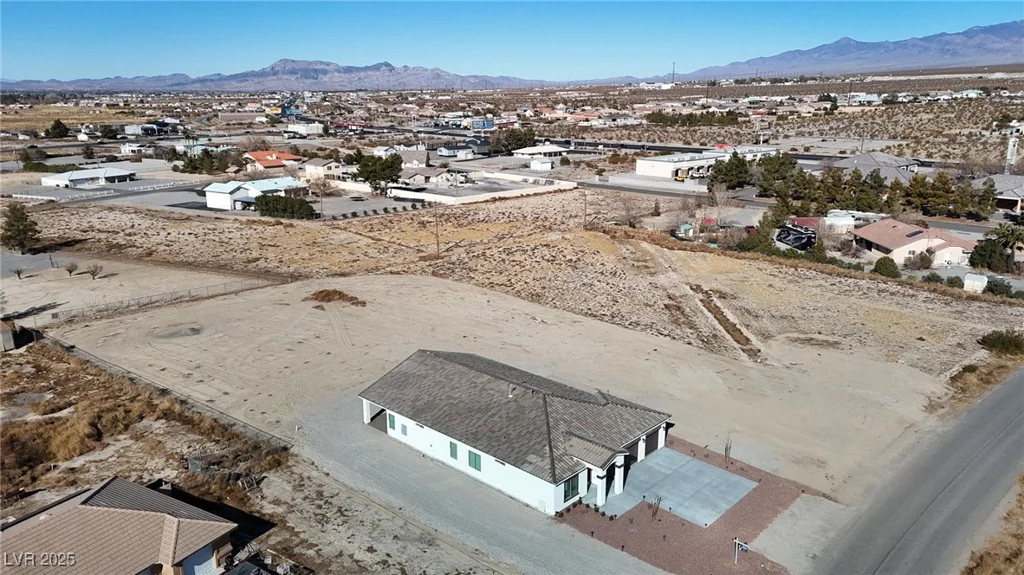 2560 Tahachapi, Pahrump, NV 89048