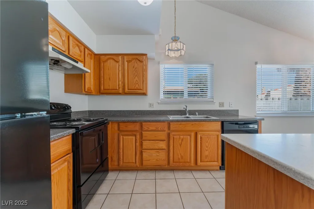 4850 Aveneda Grande, Las Vegas, NV 89121