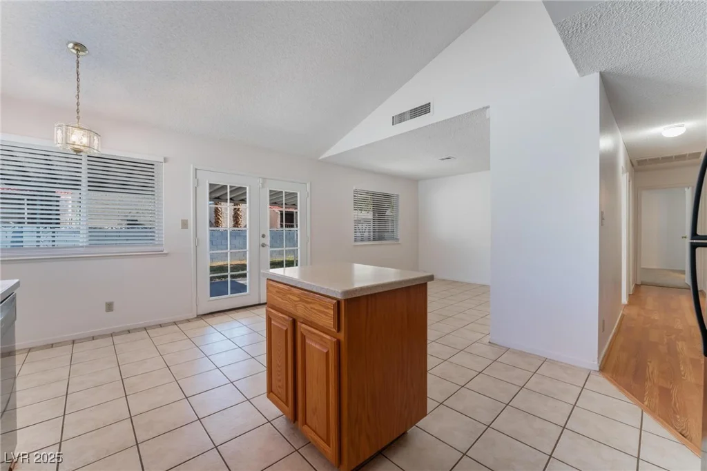 4850 Aveneda Grande, Las Vegas, NV 89121