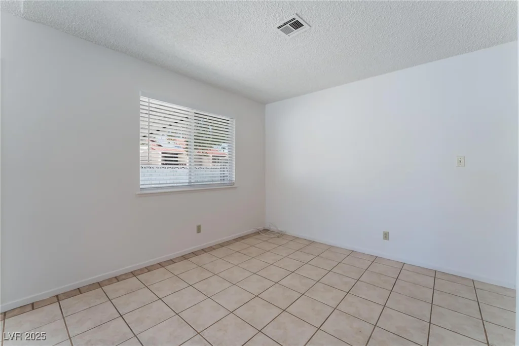 4850 Aveneda Grande, Las Vegas, NV 89121