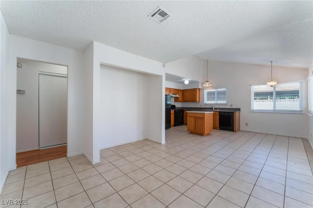 4850 Aveneda Grande, Las Vegas, NV 89121