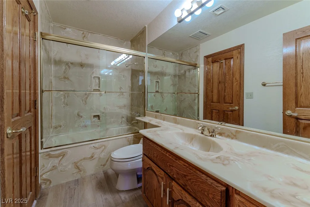 56 Sawgrass, Las Vegas, NV 89113
