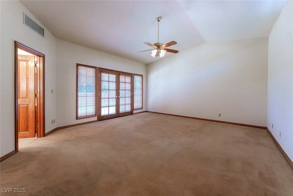 56 Sawgrass, Las Vegas, NV 89113