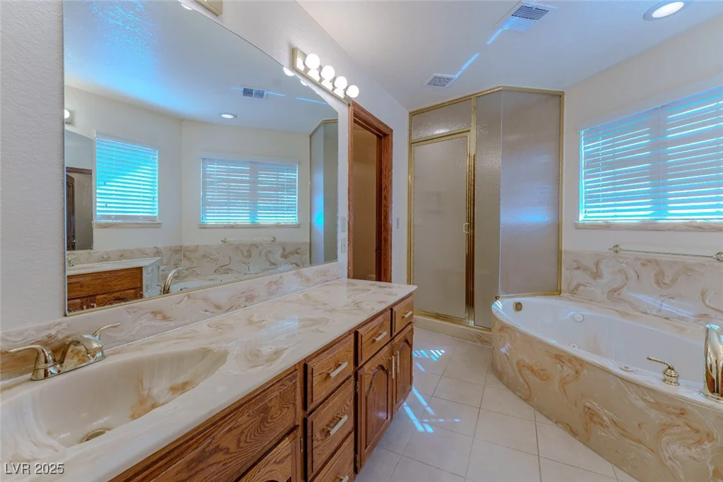 56 Sawgrass, Las Vegas, NV 89113