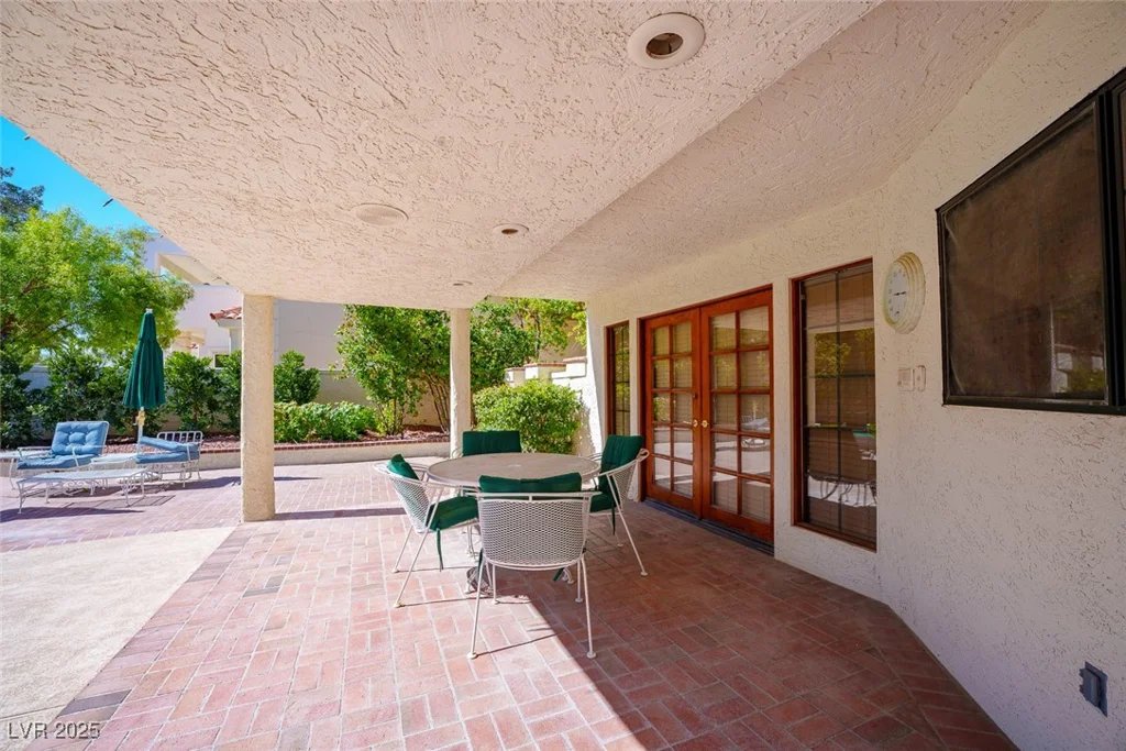 56 Sawgrass, Las Vegas, NV 89113