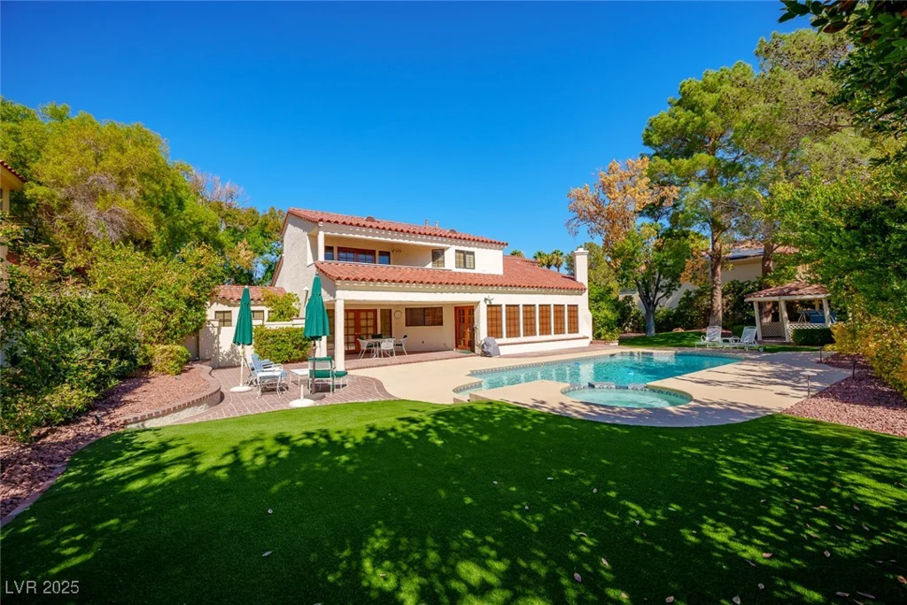 56 Sawgrass, Las Vegas, NV 89113