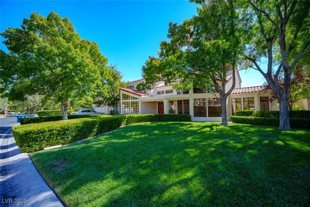 56 Sawgrass, Las Vegas, NV 89113