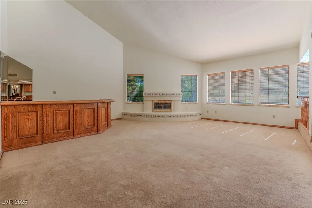 56 Sawgrass, Las Vegas, NV 89113