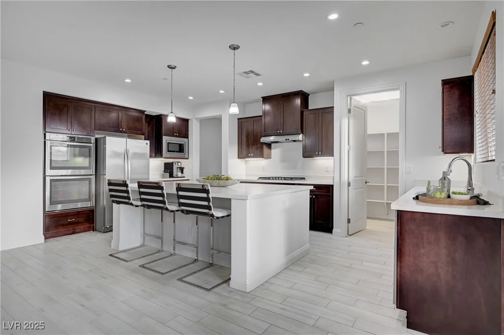 4807 Enchanted View, Las Vegas, NV 89149