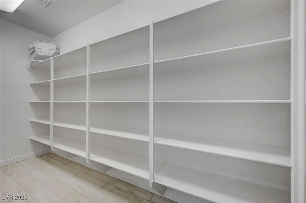 4807 Enchanted View, Las Vegas, NV 89149