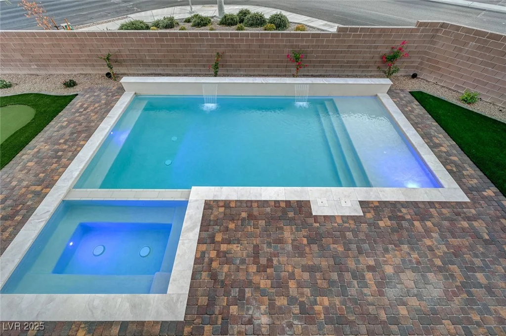4807 Enchanted View, Las Vegas, NV 89149