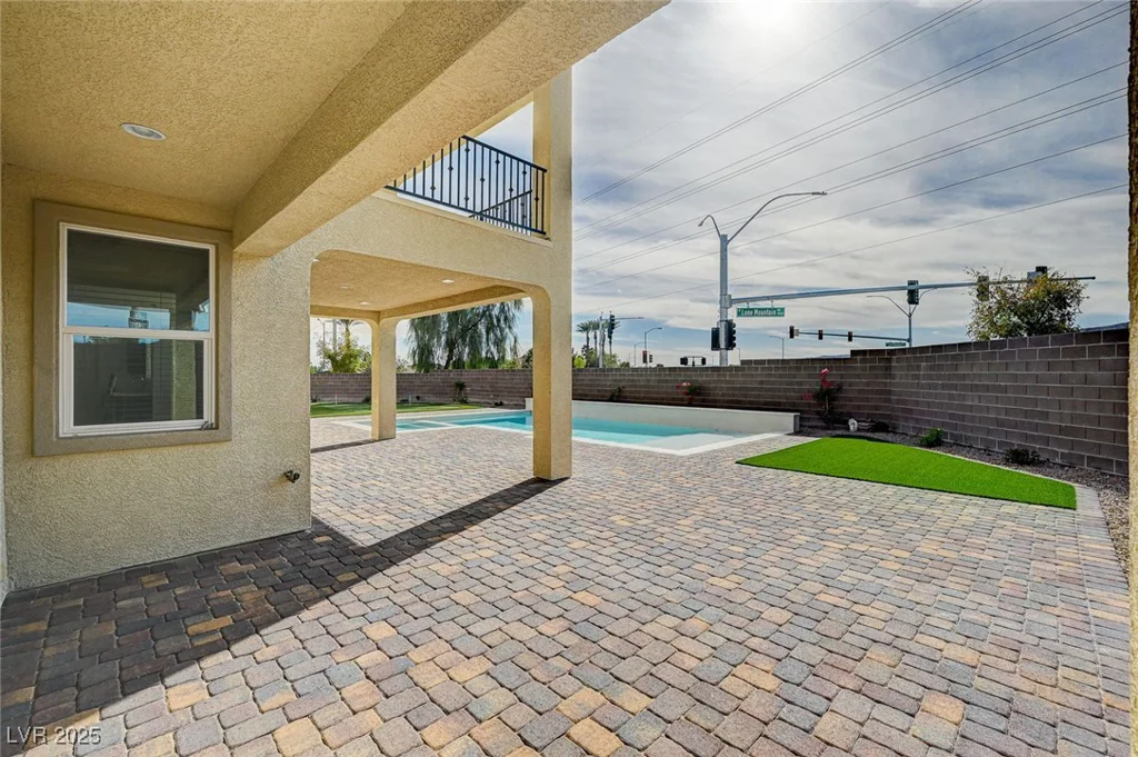 4807 Enchanted View, Las Vegas, NV 89149