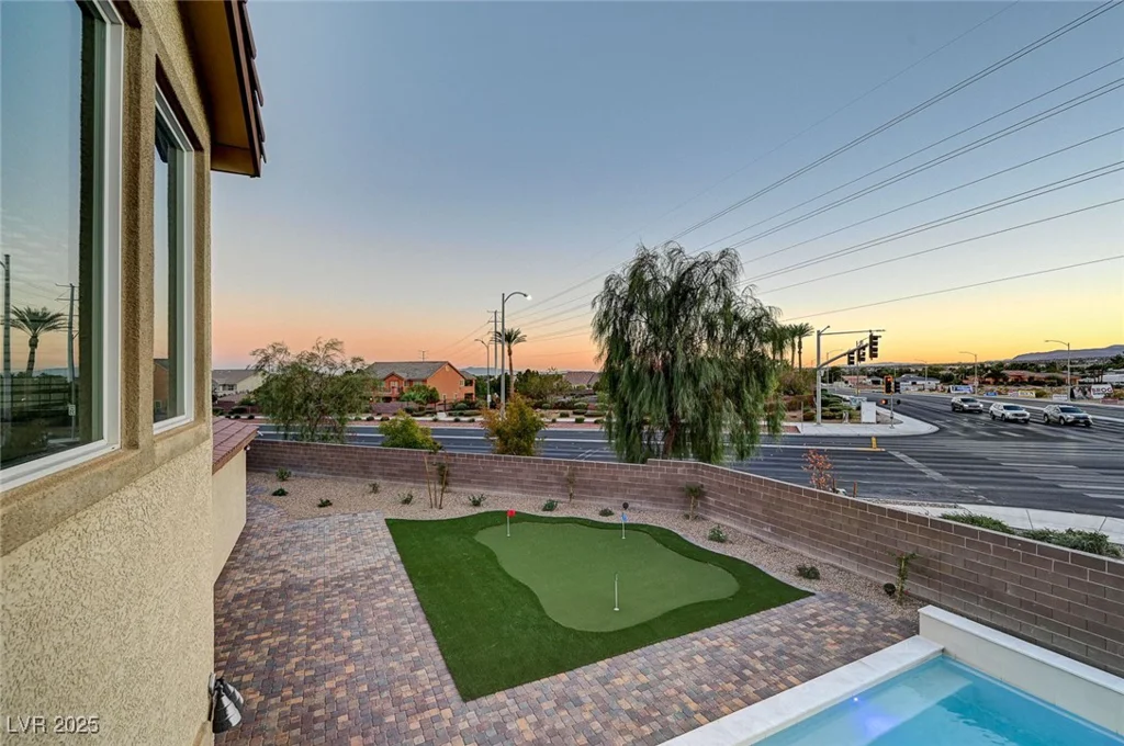4807 Enchanted View, Las Vegas, NV 89149