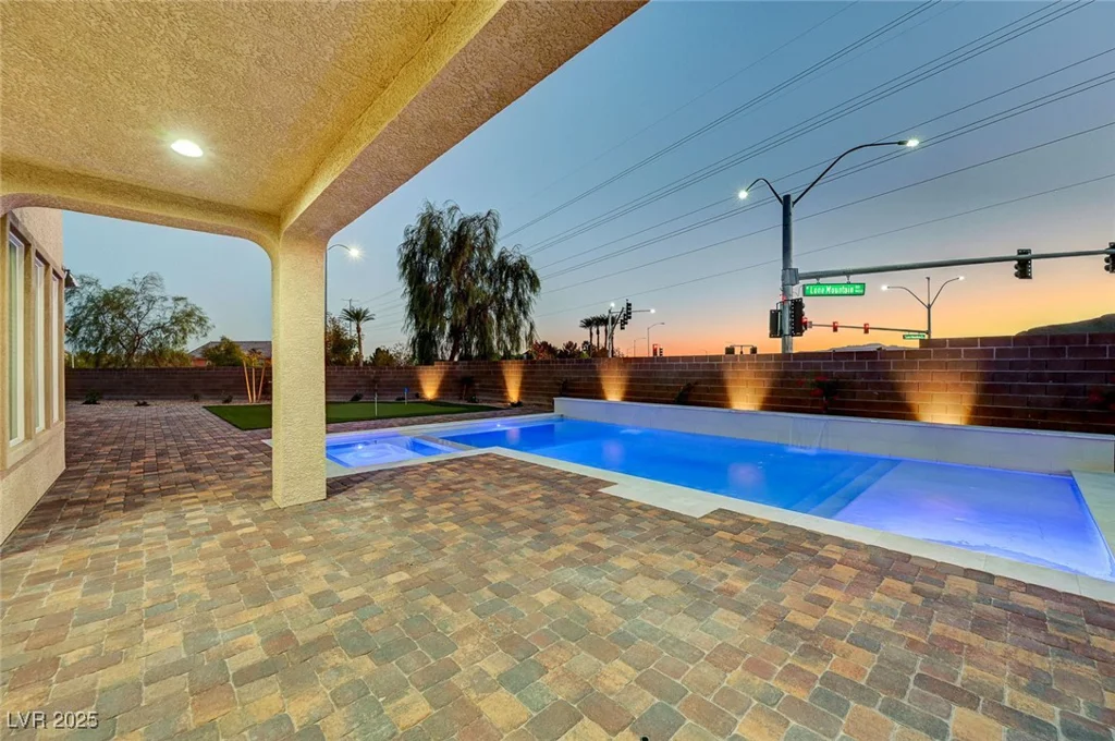 4807 Enchanted View, Las Vegas, NV 89149