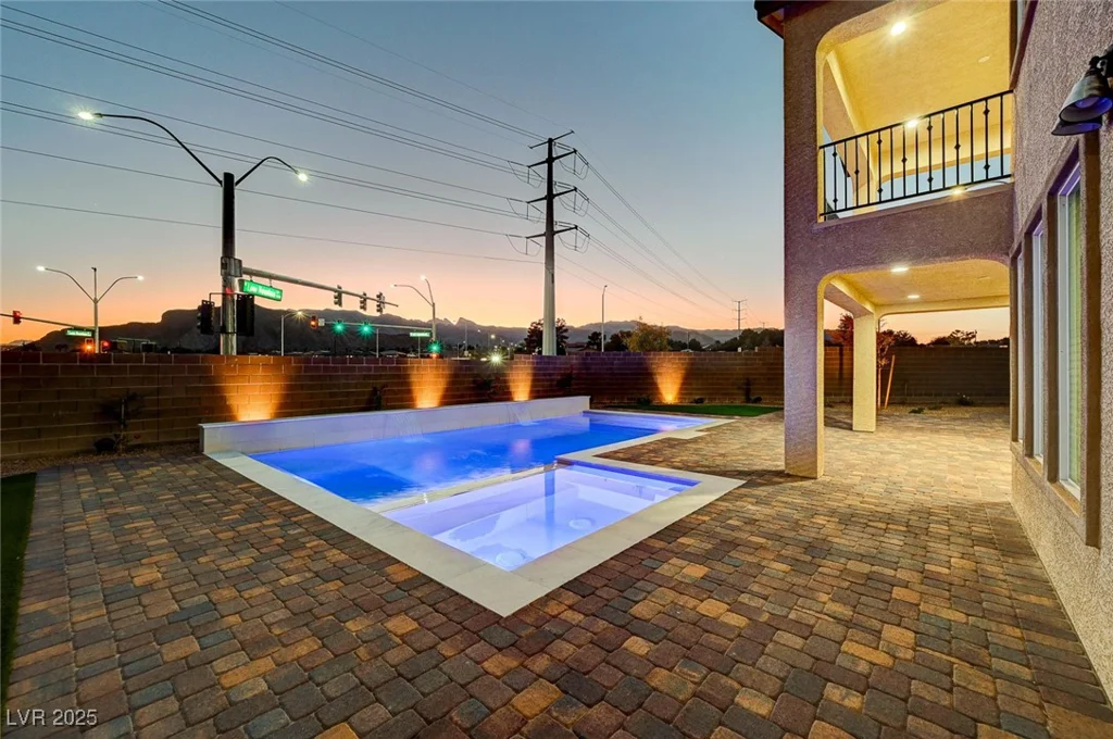 4807 Enchanted View, Las Vegas, NV 89149