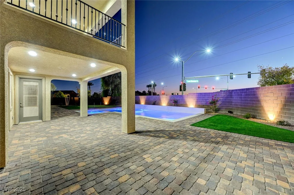 4807 Enchanted View, Las Vegas, NV 89149