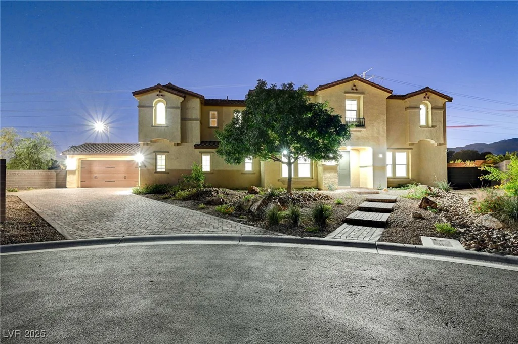 4807 Enchanted View, Las Vegas, NV 89149