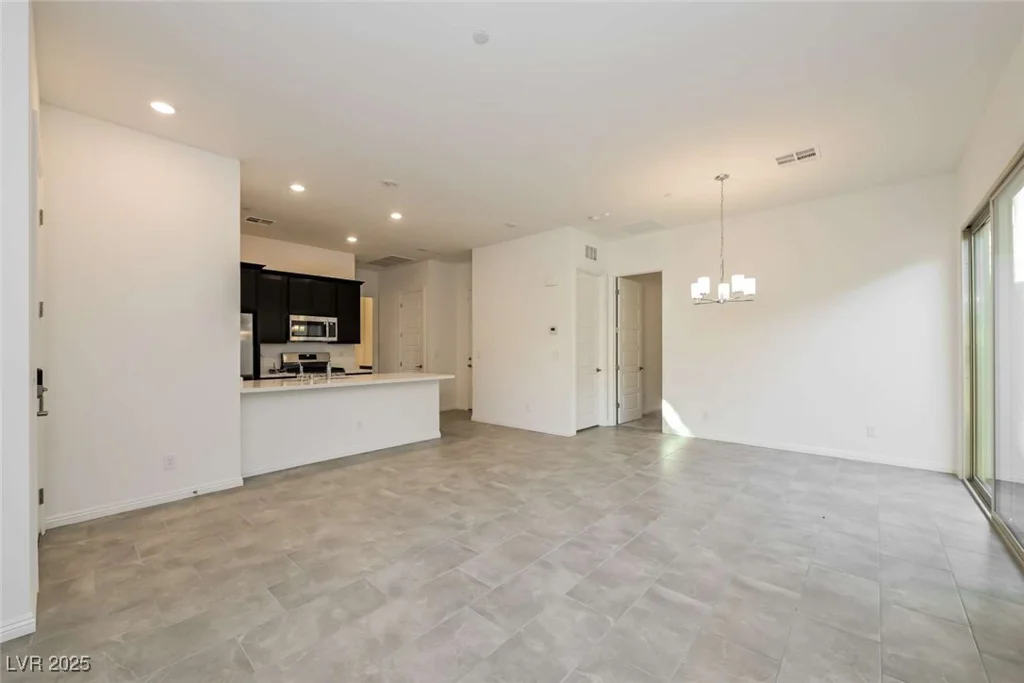 746 Chopin Hills, Henderson, NV 89011