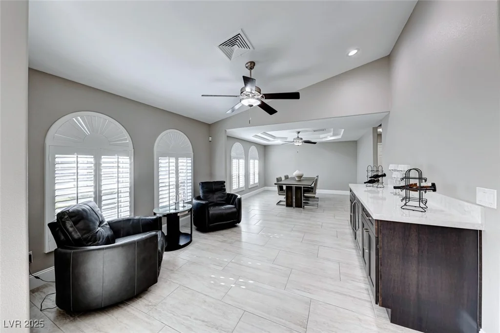 4620 Clay Peak, Las Vegas, NV 89129