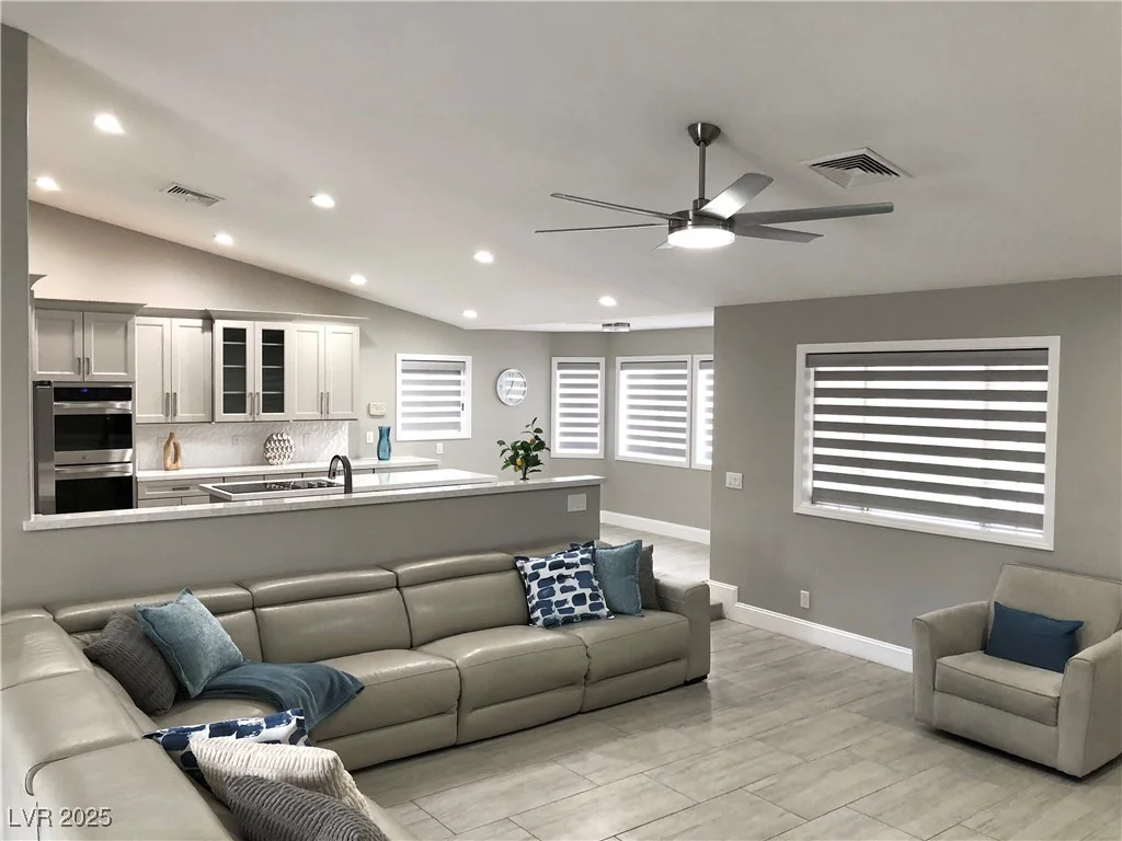 4620 Clay Peak, Las Vegas, NV 89129