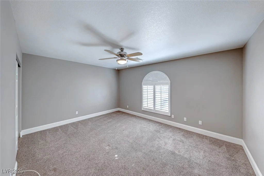 4620 Clay Peak, Las Vegas, NV 89129