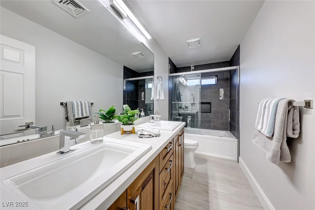 4620 Clay Peak, Las Vegas, NV 89129