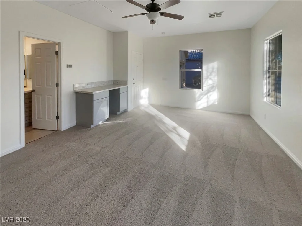 5932 Quintillion, Las Vegas, NV 89122