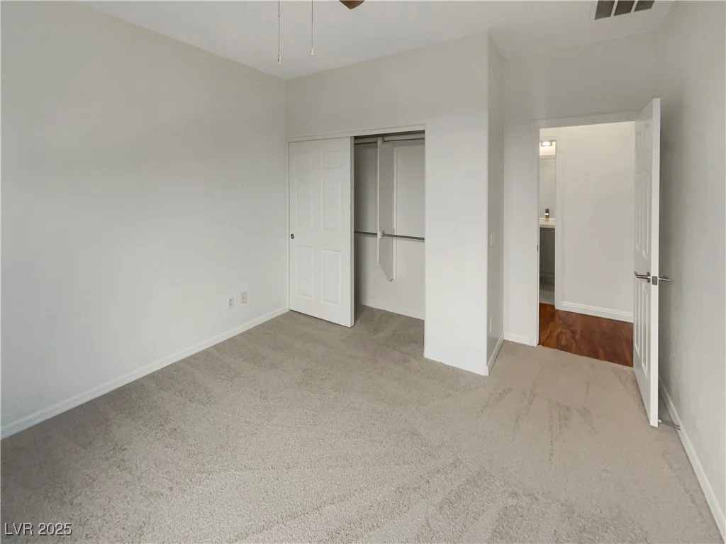 5932 Quintillion, Las Vegas, NV 89122