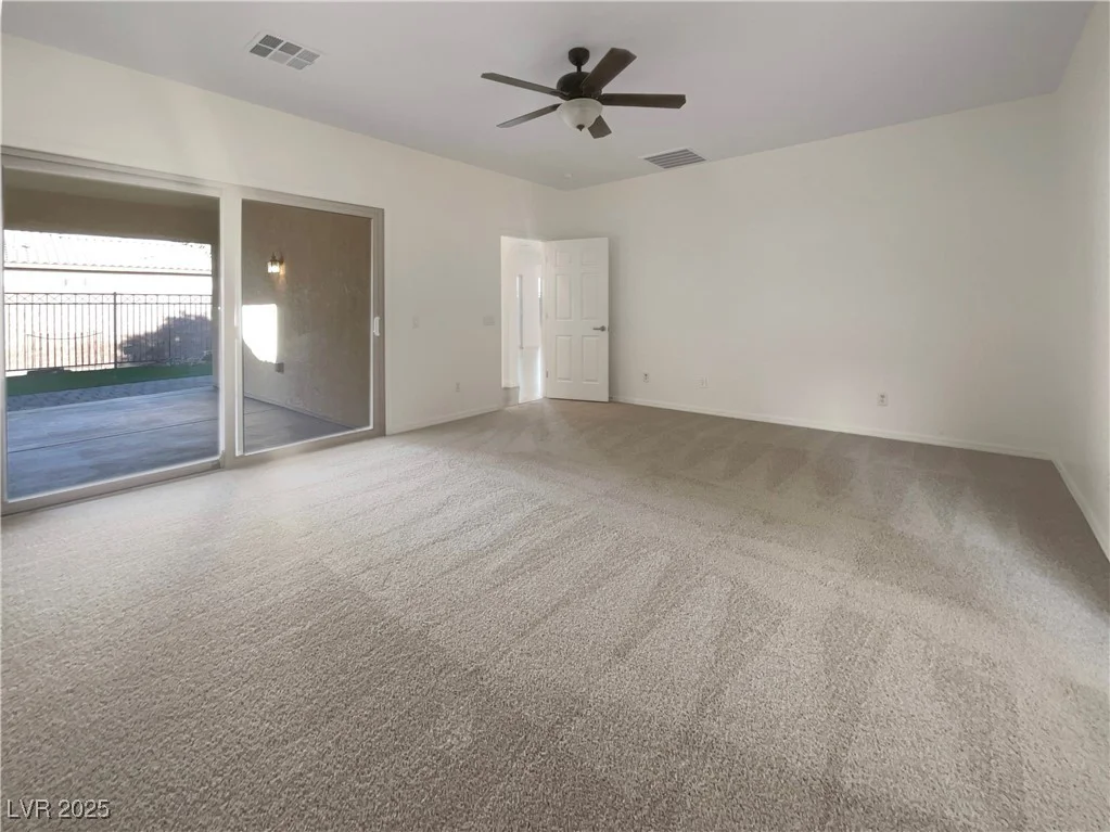 5932 Quintillion, Las Vegas, NV 89122