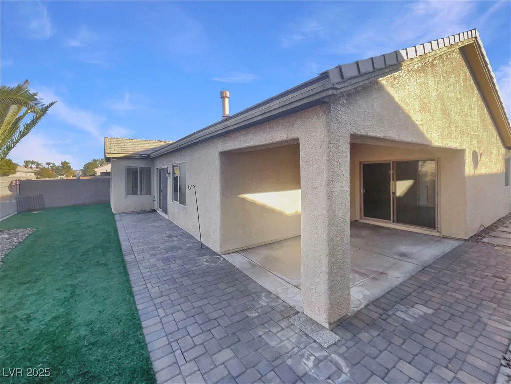 5932 Quintillion, Las Vegas, NV 89122