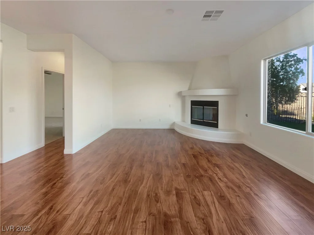 5932 Quintillion, Las Vegas, NV 89122