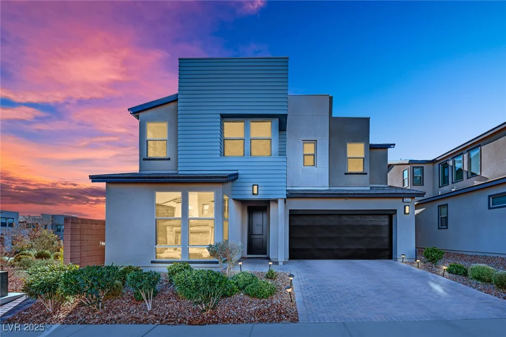 525 Front Range, North Las Vegas, NV 89084