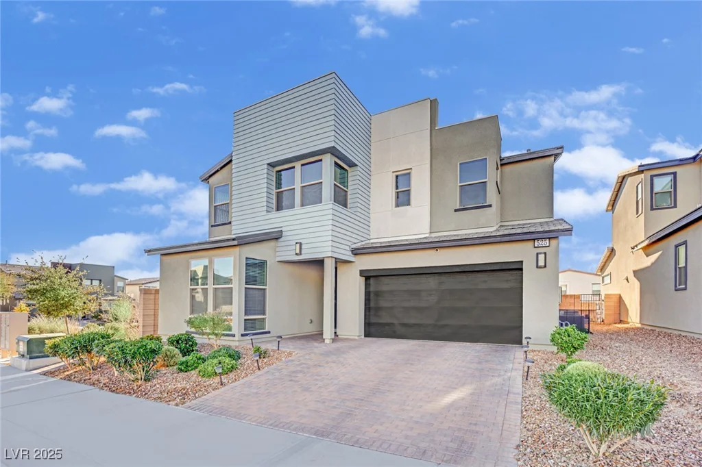 525 Front Range, North Las Vegas, NV 89084